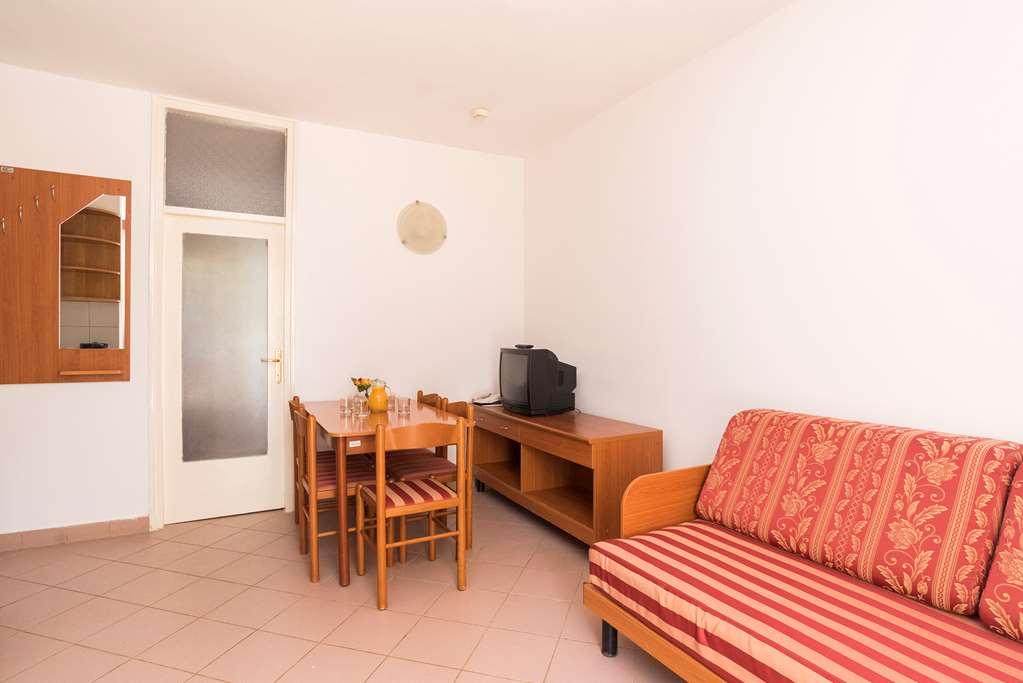 Apartments Polynesia Plava Laguna Umag Quarto foto